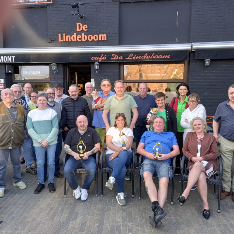 De Lindeboomkaarters vieren hun kampioenen